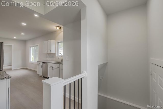 1089 Myrtle Avenue, Waterford Charter Township, MI 48328
