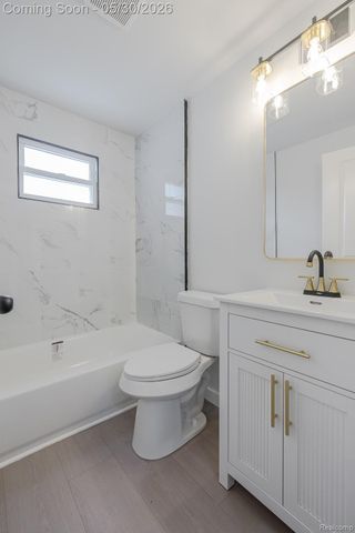 1089 Myrtle Avenue, Waterford Charter Township, MI 48328