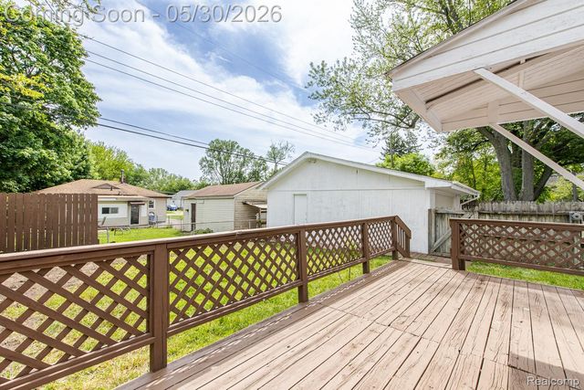 1089 Myrtle Avenue, Waterford Charter Township, MI 48328