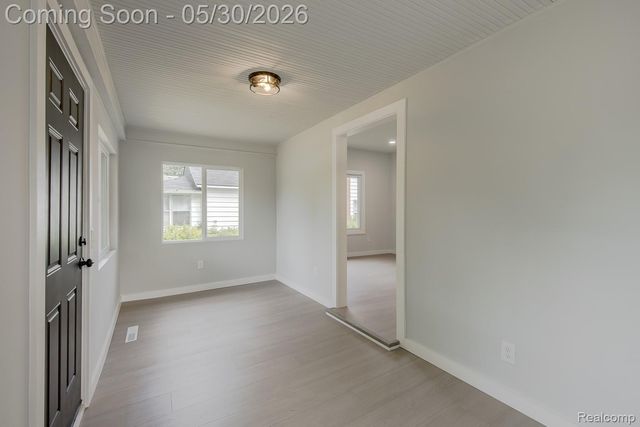 1089 Myrtle Avenue, Waterford Charter Township, MI 48328