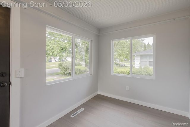 1089 Myrtle Avenue, Waterford Charter Township, MI 48328
