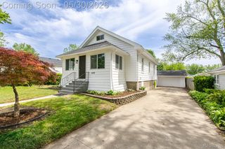 1089 Myrtle Avenue, Waterford Charter Township, MI 48328