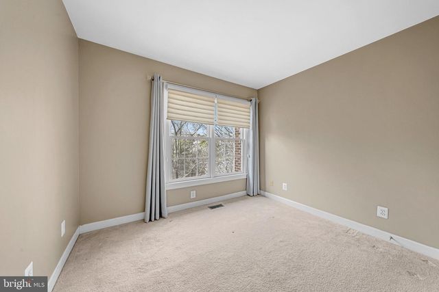 4676 KELL LN, Alexandria, VA 22311