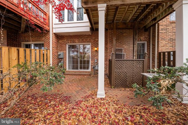 4676 KELL LN, Alexandria, VA 22311