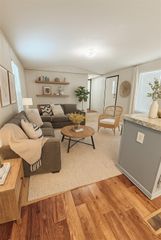 127 Dolphin Harbor S, Baytown, TX 77523