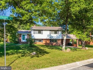 7603 WELLESLEY DR, College Park, MD 20740