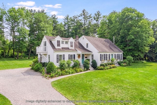 32 Crescent St, Plympton, MA 02367
