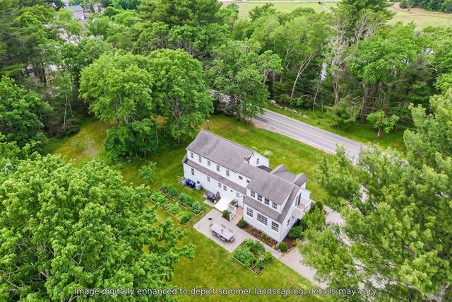 32 Crescent St, Plympton, MA 02367