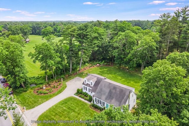 32 Crescent St, Plympton, MA 02367