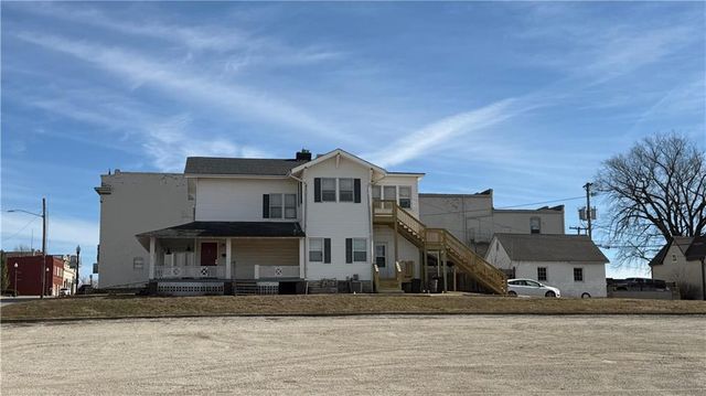 305 W Main Street, Richmond, MO 64085
