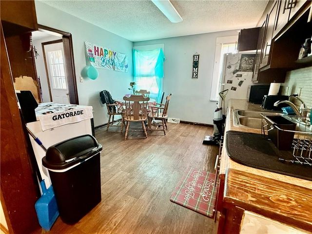 305 W Main Street, Richmond, MO 64085