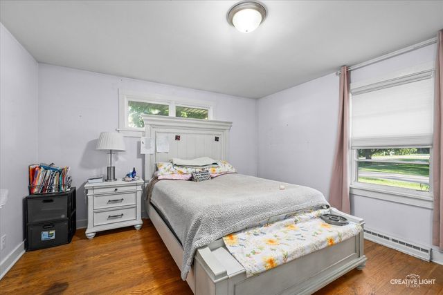 26 E Tyler Street, Oswego, IL 60543