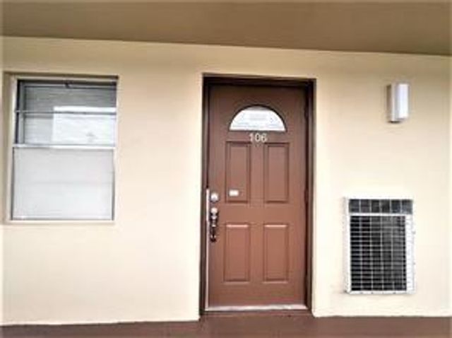 7300 NW 5th Court 106, Margate, FL 33063