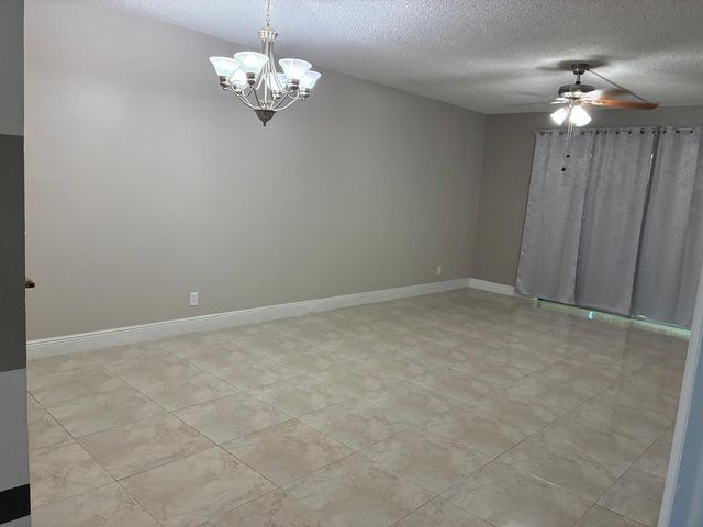 7300 NW 5th Court 106, Margate, FL 33063