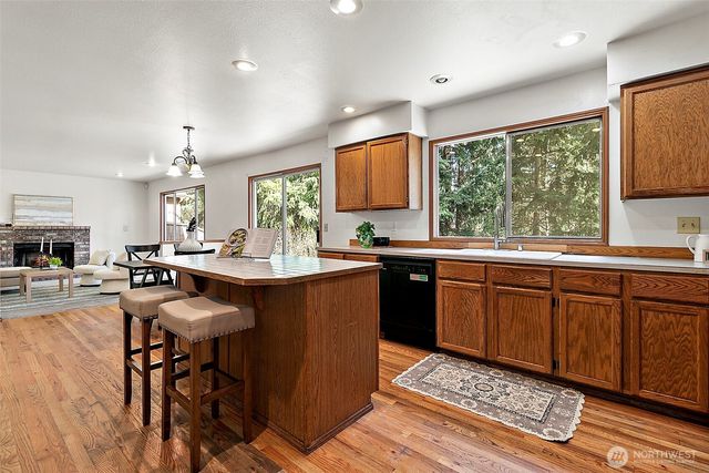 30158 3rd Place S, Federal Way, WA 98003