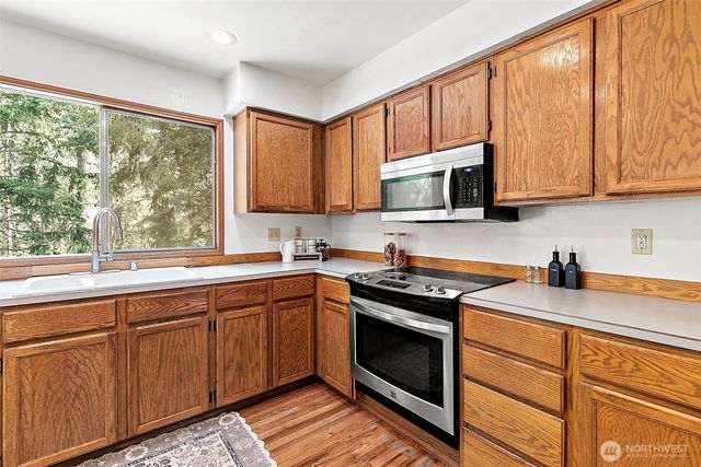 30158 3rd Place S, Federal Way, WA 98003