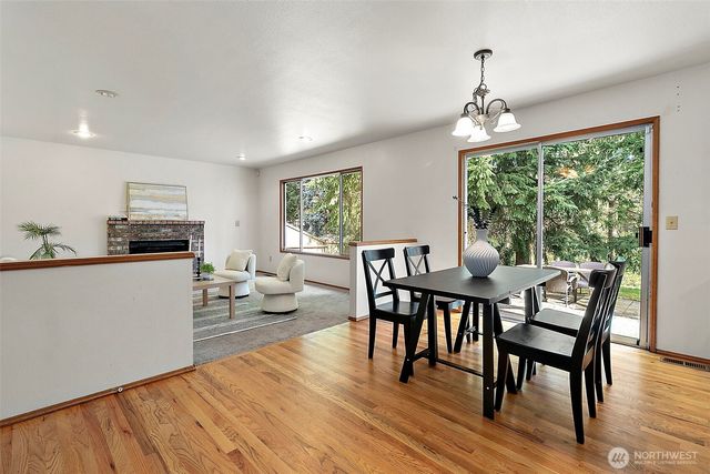 30158 3rd Place S, Federal Way, WA 98003