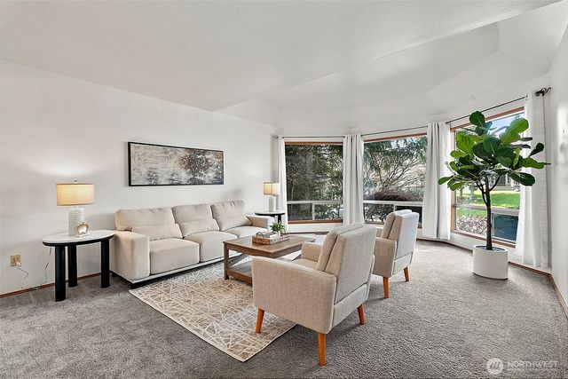 30158 3rd Place S, Federal Way, WA 98003