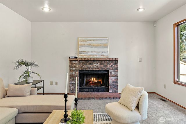 30158 3rd Place S, Federal Way, WA 98003