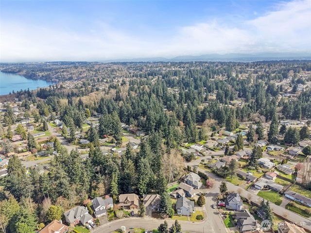 30158 3rd Place S, Federal Way, WA 98003