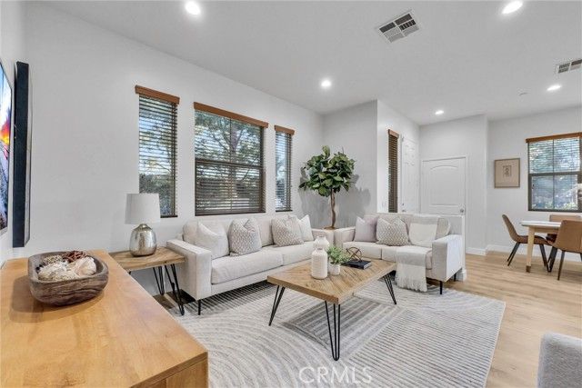 50 Hedge Bloom, Irvine, CA 92618