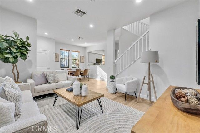 50 Hedge Bloom, Irvine, CA 92618