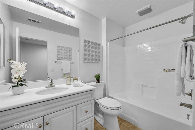 50 Hedge Bloom, Irvine, CA 92618