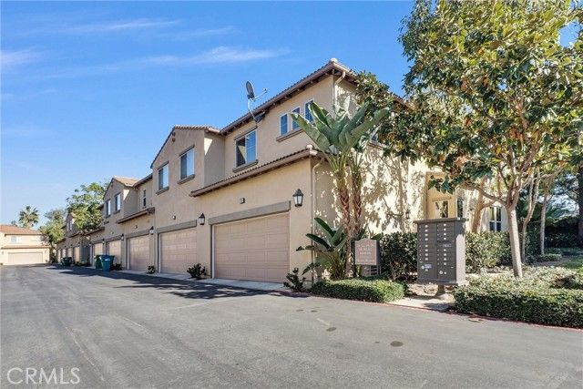 50 Hedge Bloom, Irvine, CA 92618
