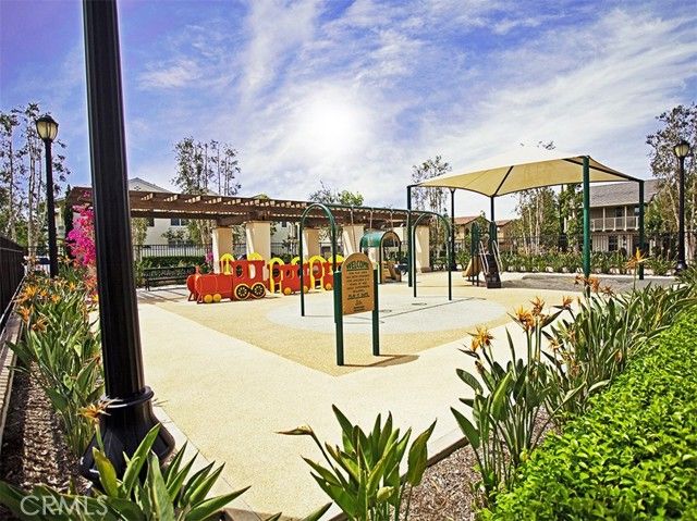 50 Hedge Bloom, Irvine, CA 92618