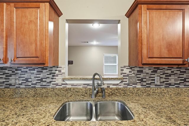 404 SE 1st Street, Bryant, AR 72022