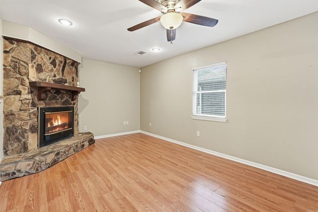 404 SE 1st Street, Bryant, AR 72022