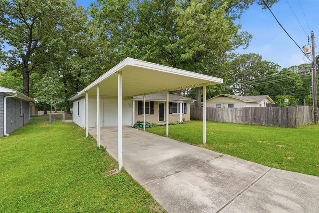 404 SE 1st Street, Bryant, AR 72022