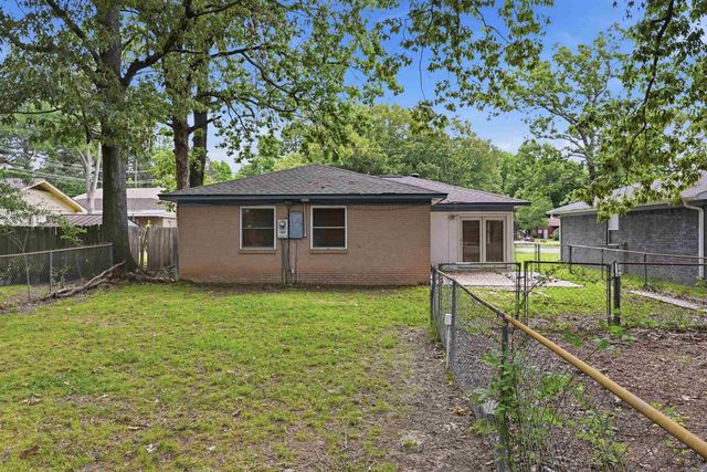 404 SE 1st Street, Bryant, AR 72022