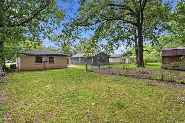 404 SE 1st Street, Bryant, AR 72022