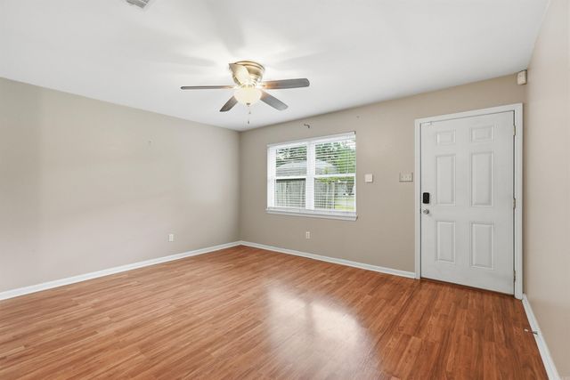 404 SE 1st Street, Bryant, AR 72022