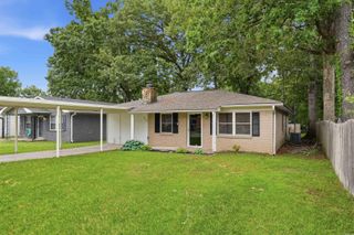 404 SE 1st Street, Bryant, AR 72022