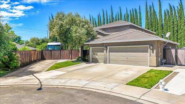 3100 Amos Ct, Modesto, CA 95355