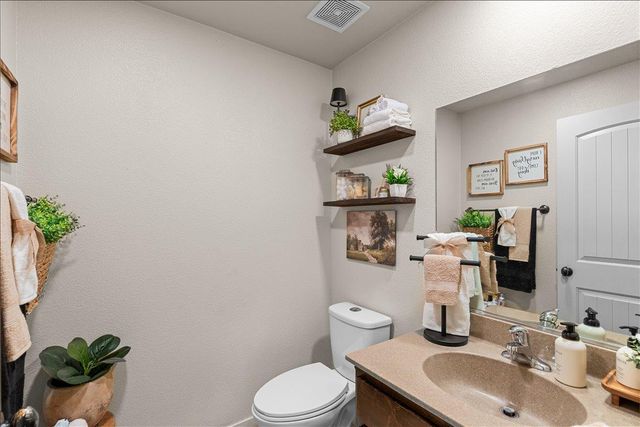 3100 Amos Ct, Modesto, CA 95355