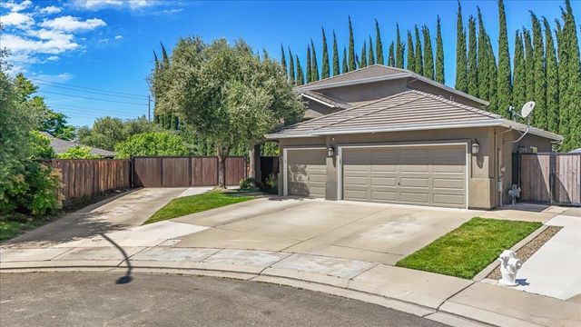 3100 Amos Ct, Modesto, CA 95355