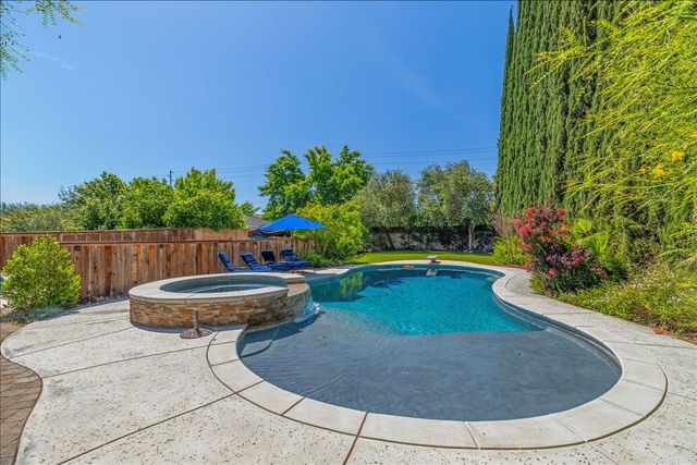 3100 Amos Ct, Modesto, CA 95355