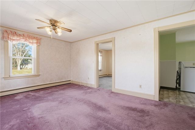 9 Lillis Avenue, Barrington, RI 02806