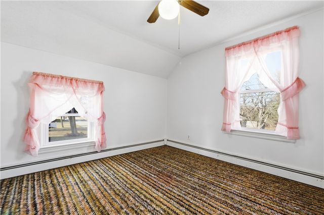 9 Lillis Avenue, Barrington, RI 02806