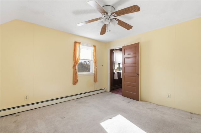 9 Lillis Avenue, Barrington, RI 02806