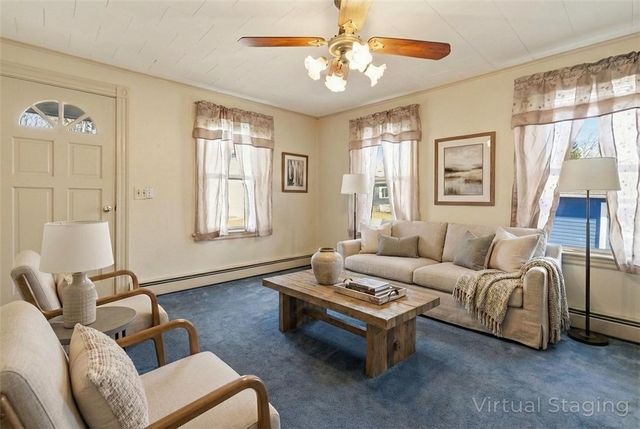 9 Lillis Avenue, Barrington, RI 02806