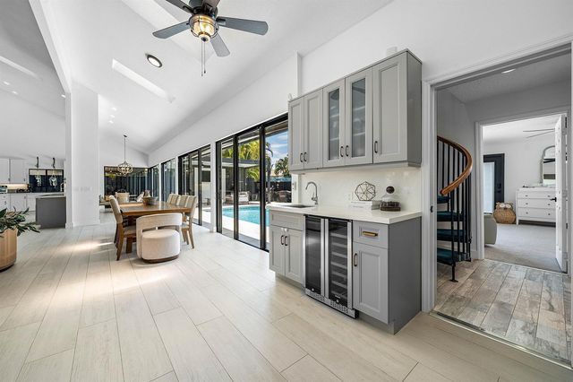 2707 Biarritz Drive, Palm Beach Gardens, FL 33410