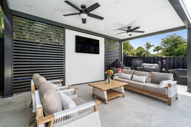 2707 Biarritz Drive, Palm Beach Gardens, FL 33410