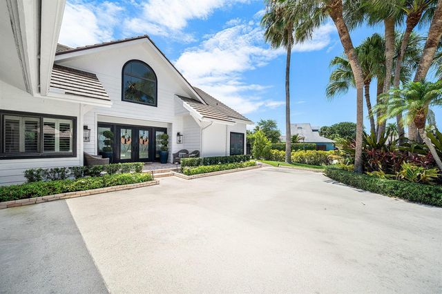2707 Biarritz Drive, Palm Beach Gardens, FL 33410