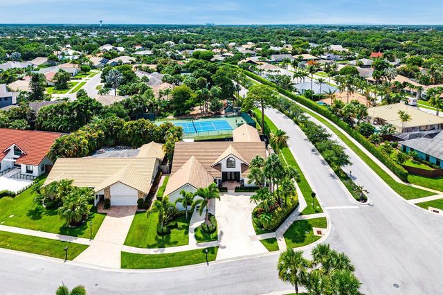 2707 Biarritz Drive, Palm Beach Gardens, FL 33410