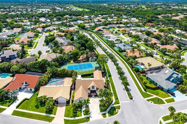 2707 Biarritz Drive, Palm Beach Gardens, FL 33410