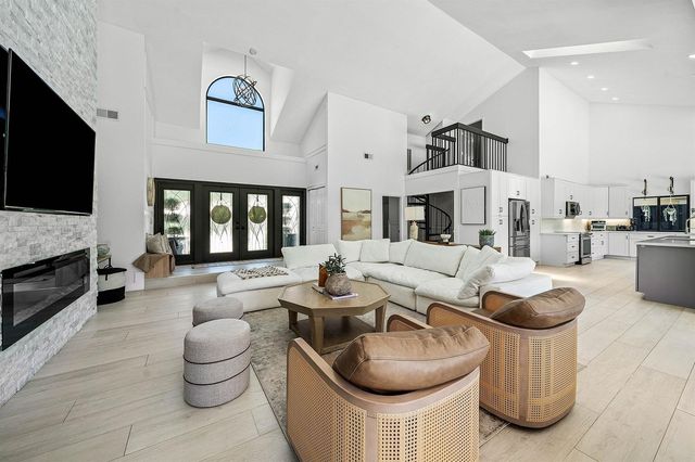 2707 Biarritz Drive, Palm Beach Gardens, FL 33410